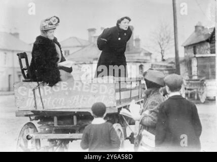 Suffragette parlant du chariot, Londres, Londres, négatifs en verre, 1 négatif : verre; 5 x 7 pouces ou plus petit. Banque D'Images