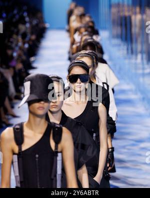 Paris, France. 24 septembre 2024. Défilé DIOR printemps/été 2025 lors de la Fashion week de Paris le 2024 septembre - Paris, France, 24/09/2024 crédit : dpa/Alamy Live News Banque D'Images