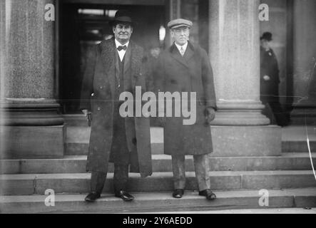 Bryan & Wilson, photos montrant William Jennings Bryan (à gauche) et Woodrow Wilson à Trenton, New Jersey., 1912 Dec. 21, négatifs en verre, 1 négatif : verre; 5 x 7 pouces ou plus petit. Banque D'Images