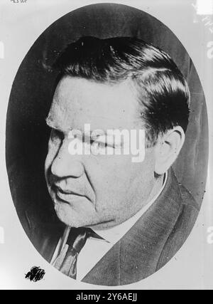 W.D. Haywood, photo montre le chef ouvrier Big Bill Haywood (William Dudley Haywood, 1869-1928)., entre environ 1910 et environ 1915, négatifs en verre, 1 négatif : verre ; 5 x 7 po. ou plus petit. Banque D'Images