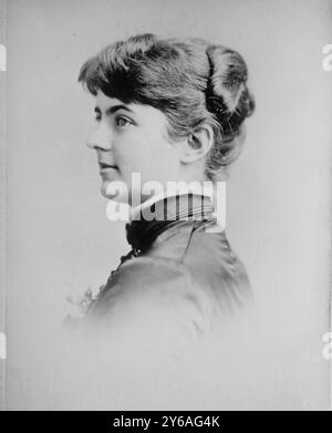 MRS Thomas Preston, photo montre Frances Clara Folsom Cleveland Preston (1864-1947) qui a épousé le président Grover Cleveland. Après la mort de Cleveland, elle épouse Thomas J. Preston, Jr., entre 1910 et 1915, verres négatifs, 1 négatif : verre ; 5 x 7 po. ou plus petit. Banque D'Images