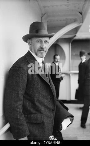 Sir Cecil Spring Rice, photo montre le diplomate anglais Sir Cecil Arthur Spring-Rice (1859-1918), ambassadeur britannique aux États-Unis de 1913 à 1918., 1913 avril 28, négatifs en verre, 1 négatif : verre ; 5 x 7 po. ou plus petit. Banque D'Images