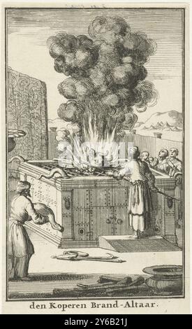 Prêtre sacrifices taureau sur l'autel de l'offrande brûlée, l'autel brûlant du cuivre (titre sur l'objet), estampe, imprimeur : Jan Luyken, éditeur : Willem Goeree, Amsterdam, 1683, papier, gravure, hauteur, 138 mm × largeur, 83 mm Banque D'Images