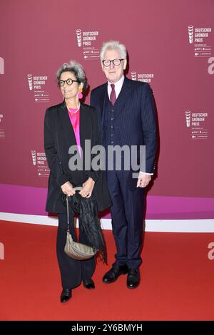 Verleihung des Deutschen Gründerpreis im ZDF Hauptstadtstudio Theo Koll und Frau Franziska Castell BEI der Verleihung des Deutschen Gründerpreis im ZDF-Hauptstadtstudio à Berlin *** remise du Prix du fondateur allemand à la ZDF Hauptstadtstudio Theo Koll et Ms. Franziska Castell à la remise du Prix du fondateur allemand à la ZDF Hauptstadtstadtstadtxventx Studio à Berlin Copyright Timmventx Banque D'Images