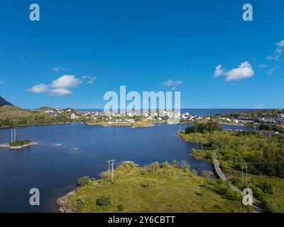 Vue aérienne, vue de Munkebu-stieg sur le lac Sorvagsvatn, en arrière-plan Vestfjord, Sorvagen, Lofoten, Norvège, Europe Banque D'Images