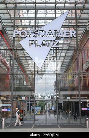 Einkaufszentrum, The Playce, Potsdamer Platz, Tiergarten, Mitte, Berlin, Deutschland *** Centre commercial, The Playce, Potsdamer Platz, Tiergarten, Mitte, Berlin, Allemagne Banque D'Images