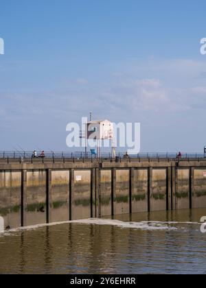 The Pink Hut, Harbour Wall, Cardiff Bay barrage, Cardiff Bay, Cardiff, pays de Galles, Royaume-Uni, GB. Banque D'Images