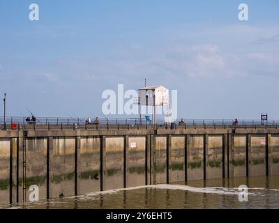 The Pink Hut, Harbour Wall, Cardiff Bay barrage, Cardiff Bay, Cardiff, pays de Galles, Royaume-Uni, GB. Banque D'Images