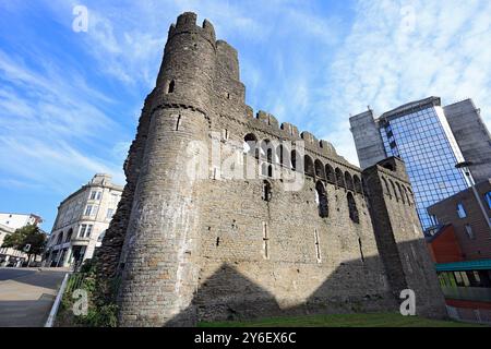 Vestiges du château de Swansea, Swansea, pays de Galles du Sud. Banque D'Images