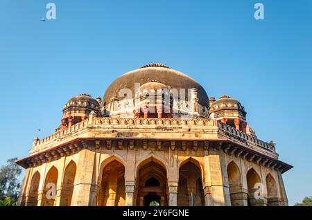 Tombeau d'ISA Khan Niyazi près du tombeau de Humayun, New Delhi, Inde Banque D'Images