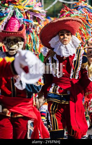 La fête de Saint Jean de Sobrado, également connue sous le nom de Bugiada et Mouriscada de Sobrado, se déroule sous la forme d'un combat entre Maures et Chrétiens Banque D'Images