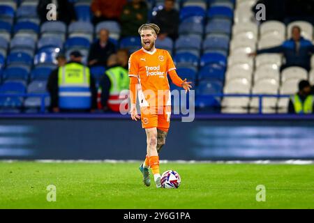 John Smith's Stadium, Huddersfield, Angleterre - 24 septembre 2024 Hayden Coulson (15) de Blackpool - pendant le match Huddersfield Town v Blackpool, Sky Bet League One, 2024/25, John Smith's Stadium, Huddersfield, Angleterre - 24 septembre 2024 crédit : Arthur Haigh/WhiteRosePhotos/Alamy Live News Banque D'Images