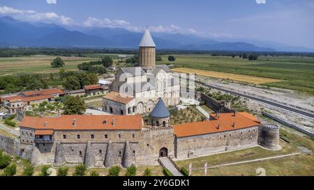 Vue aérienne du monastère d'Alaverdi, région de Kakheti, Géorgie, Caucase, Asie Banque D'Images
