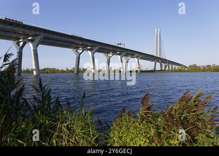 Architecture, Pont Champlain au-dessus du fleuve Saint-Laurent, Montréal, Province de Québec, Canada, Amérique du Nord Banque D'Images