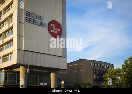 Berlin, Allemagne, juin 2022, Editorial illustratif : vue sur le centre commercial Bikini Berlin à la station de métro Zoologischer Garten et zoo palast, Europe Banque D'Images