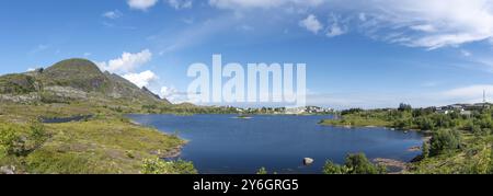 Vue aérienne, vue de Munkebu-stig au lac Sorvagvatnet, Sorvagen, Lofoten, Norvège, Europe Banque D'Images