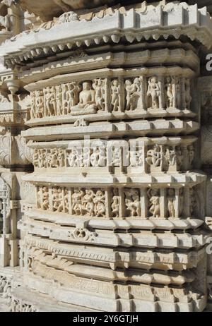 Hindouisme ranakpur fragment de temple au rajasthan inde Banque D'Images