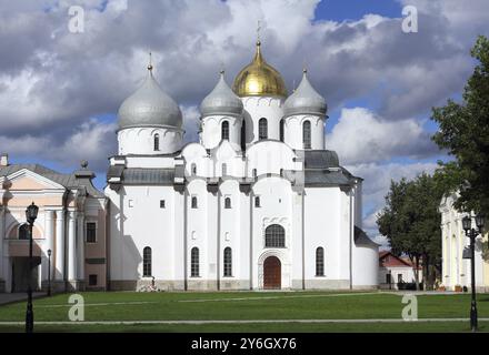 Cathédrale Sainte-Sophie à Veliky Novgorod, Russie, Europe Banque D'Images