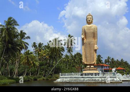 Peraliya Buddha Statue, le mémorial du tsunami à Hikkaduwa, Sri Lanka, Asie Banque D'Images