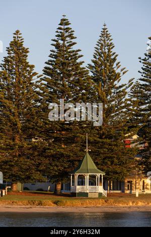 La petite ville balnéaire historique de Sorrento sur la péninsule de Mornington près de Melbourne en Australie. Banque D'Images