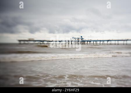 Atlantida Beach Pier à Xangrila, rive nord du Rio Grande do Sul, Brésil Banque D'Images