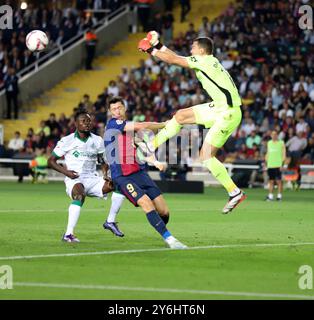 Sabadell, Barcelone, Espagne. 25 septembre 2024. Barcelone Espagne 25.09.2024 pénalité non attribuée à Robert Lewandowski (FC Barcelone) lors de la Liga EA Sports entre le FC Barcelone et Getafe CF à l'Estadi Olimpic Lluis Companys le 25 septembre 2024 à Barcelone. (Crédit image : © Xavi Urgeles/ZUMA Press Wire) USAGE ÉDITORIAL SEULEMENT! Non destiné à UN USAGE commercial ! Banque D'Images