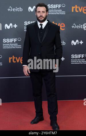 Diego Lerman a assisté à la première de Red Carpet Modi El Hombre que Amaba los Platos Voladores lors du 72e Festival international du film de San Sebastian au Palais Kursaal le 24 septembre 2024 à Donostia / San Sebastian, Espagne. Banque D'Images
