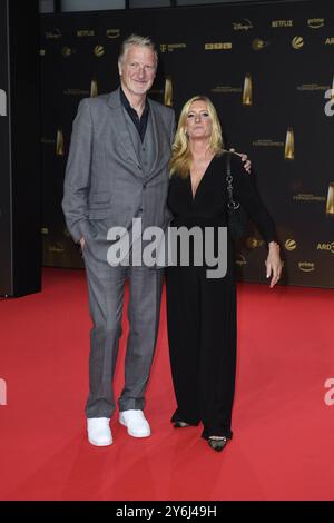 Deutschen Fernsehpreis 2024 Claudia Kleinert und Michael Souvignier beim Deutschen Fernsehpreis 2024 in den MMC Studios iin Köln *** German Television Award 2024 Claudia Kleinert et Michael Souvignier au German Television Award 2024 aux studios MMC de Cologne Copyright : xEventpressxTimmx Banque D'Images