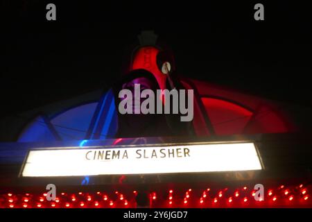 Buena Park, Californie, USA 22 septembre 2024 Cinema Slasher Maze à KnottÕs Scary Farm le 22 septembre 2024 à Buena Park, Californie, USA. Photo de Barry King/Alamy Stock photo Banque D'Images