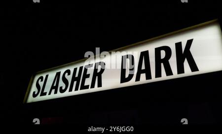 Buena Park, Californie, USA 22 septembre 2024 Cinema Slasher Maze à KnottÕs Scary Farm le 22 septembre 2024 à Buena Park, Californie, USA. Photo de Barry King/Alamy Stock photo Banque D'Images