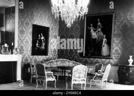 La Haye Hollande la Hollande prépare pour la visite d'Etat de la Reine d'Angleterre le salon Bleu du Palais huis Den Bosch à la Haye le 17 mars 1958. Banque D'Images