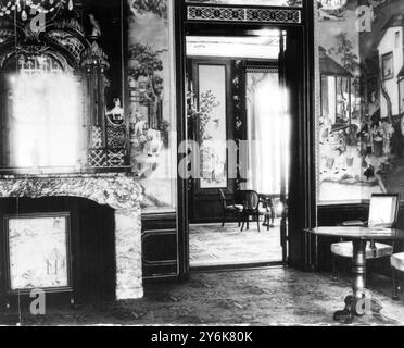 La Haye Hollande la Hollande prépare la visite d'État de la reine d'Angleterre Elizabeth II et du prince Philippe le salon chinois du palais Huid Den Bosch qui sera utilisé par les visiteurs royaux le 13 mars 1958 Banque D'Images