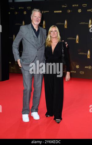 Claudia Kleinert und Michael Souvignier beim Deutschen Fernsehpreis 2024 in den MMC Studios à Köln am 25.09.2024 *** Claudia Kleinert et Michael Souvignier au German Television Award 2024 aux MMC Studios à Cologne le 25 septembre 2024 Banque D'Images