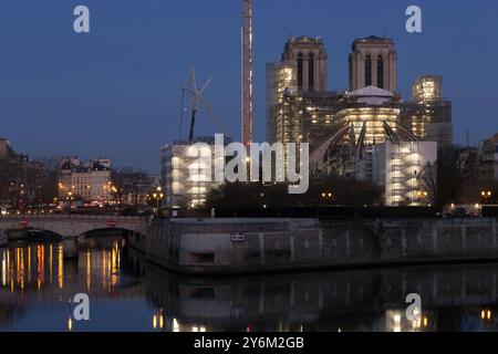 France, Paris, 75, 4ème arrondissement, ile de la Cité, travaux de restauration de notre-Dame, février 2023. Banque D'Images