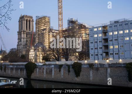 France, Paris, 75, 4ème arrondissement, Ile de la Cité, restauration de notre-Dame suite à l'incendie du 15 avril 2019. (Février 2023). Banque D'Images