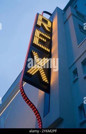 France, Paris, 75, 2e arrondissement, boulrvard Poissonnière, cinéma le Grand Rex. Banque D'Images