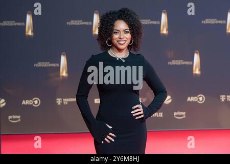 Aminata BELLI, Moderatorin, Roter Teppich, Red Carpet Show, Ankunft, Arrival, Verleihung des Deutschen Fernsehpreises, Der Deutsche Fernsehpreis 2024, Deutscher Fernsehpreis 2024 in den MMC Studios Koeln, AM 25.09.2024. *** Aminata BELLI, présentatrice, tapis rouge, spectacle de tapis rouge, arrivée, arrivée, cérémonie des Prix de la télévision allemande, Prix de la télévision allemande 2024, Prix de la télévision allemande 2024 à MMC Studios Cologne, le 25 09 2024 Banque D'Images