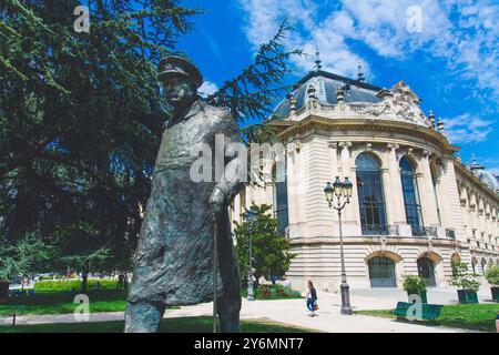 France, ile-de-France, Paris. Statue de Winston Churchill devant le petit Palais. Banque D'Images