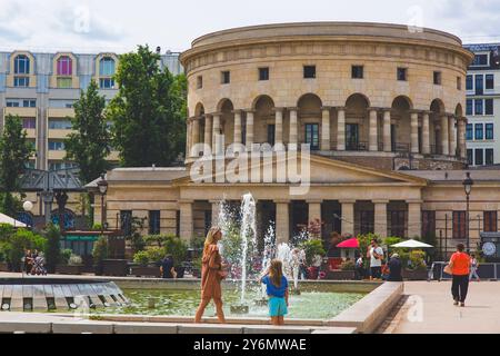 France, ile-de-France, Paris, 19ème arrondissement, bassin de la Villette, rotonde de Ledoux Banque D'Images