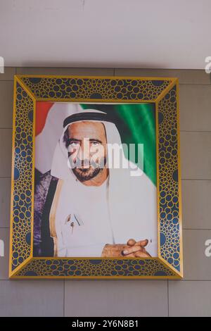 Émirats arabes Unis, Dubaï. Portrait de Cheikh Rashid bin Said Al Maktoum (1912-1990). Émir de Dubaï depuis 32 ans, vice-président et premier ministre Banque D'Images