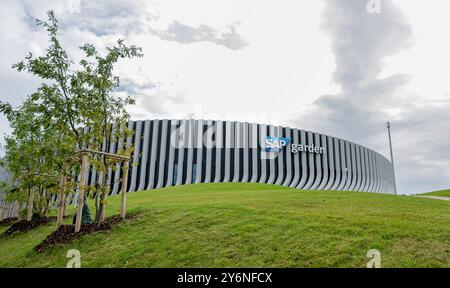 Munich, Allemagne. 26 septembre 2024. Der SAP Garden ist bereit fuer die Eroeffnung am naechsten Tag. GER, Buffalo Sabres, Eishockey, Trainingssession vor dem Grand Opening des SAP Garden, 26.09.2024. Foto : Eibner-Pressefoto/Franz Feiner crédit : dpa/Alamy Live News Banque D'Images