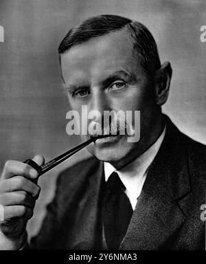 Principalement responsable de la grande victoire dans la bataille décisive d'Angleterre : le maréchal en chef de l'air Sir Hugh Dowding, AOC dans le C Fighter Command en 1940 maintenant honoré d'une pairie ©2004 Topfoto Banque D'Images