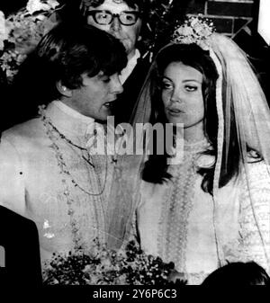 L'acteur britannique David Hemmings avec son épouse Gayle Hunnicutt 17 novembre 1968 Beverly Hills California Banque D'Images