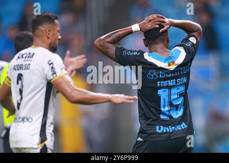 Porto Alegre, Brésil. 25 septembre 2024. Edenílson de Gremio se lamente lors du match entre Gremio et Criciuma, pour la Serie A 2024 brésilienne, au stade Arena do Gremio, à Porto Alegre le 25 septembre 2024. Photo : Richard Ducker/DiaEsportivo/Alamy Live News crédit : DiaEsportivo/Alamy Live News Banque D'Images