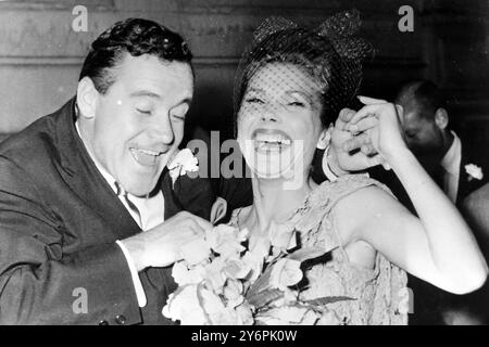 JACK LEMMON ET FELICIA FARR F TV WEDDING / ; 17 AOÛT 1962 Banque D'Images