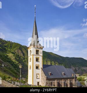 Église St Laurentius à Bremm, district de Cochem-Zell, Rhénanie-Palatinat, Allemagne, Europe Banque D'Images