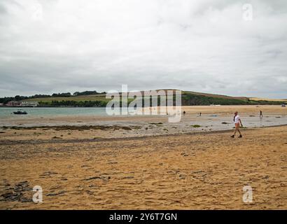 Rock, Cornouailles, Angleterre, juin 2024, une vue de Rock Beach Banque D'Images