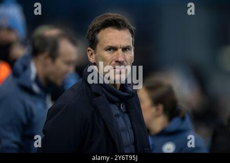 Gareth Taylor, entraîneur du W.F.C.Manchester City, lors du deuxième tour de 2e manche de l'UEFA Women's Champions League entre Manchester City et le Paris FC au joie Stadium de Manchester le jeudi 26 septembre 2024. (Photo : Mike Morese | mi News) crédit : MI News & Sport /Alamy Live News Banque D'Images