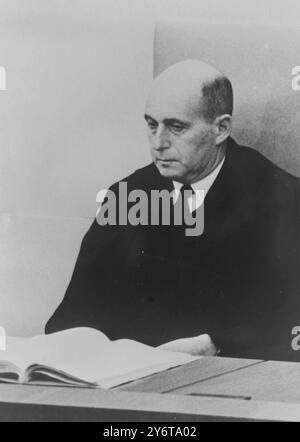 MOSHE LANDAU AU PROCÈS EICHMANN À JÉRUSALEM / 14 DÉCEMBRE 1961 Banque D'Images