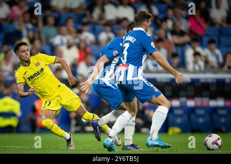 Ilias Akhomach (Villarreal CF) vu lors d'un match de la Liga EA Sports entre le RCD Espanyol et Villarreal CF au Stage Front Stadium de Barcelone, en Espagne, le 26 2024 septembre. Photo de Felipe Mondino Banque D'Images